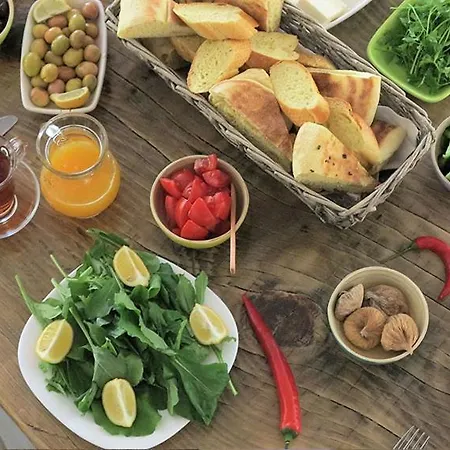 Отель Azure Wellness Retreat (adults Only) *