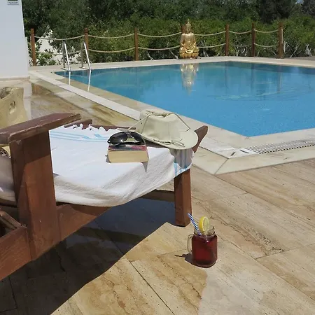 Hotell Azure Wellness Retreat (adults Only)